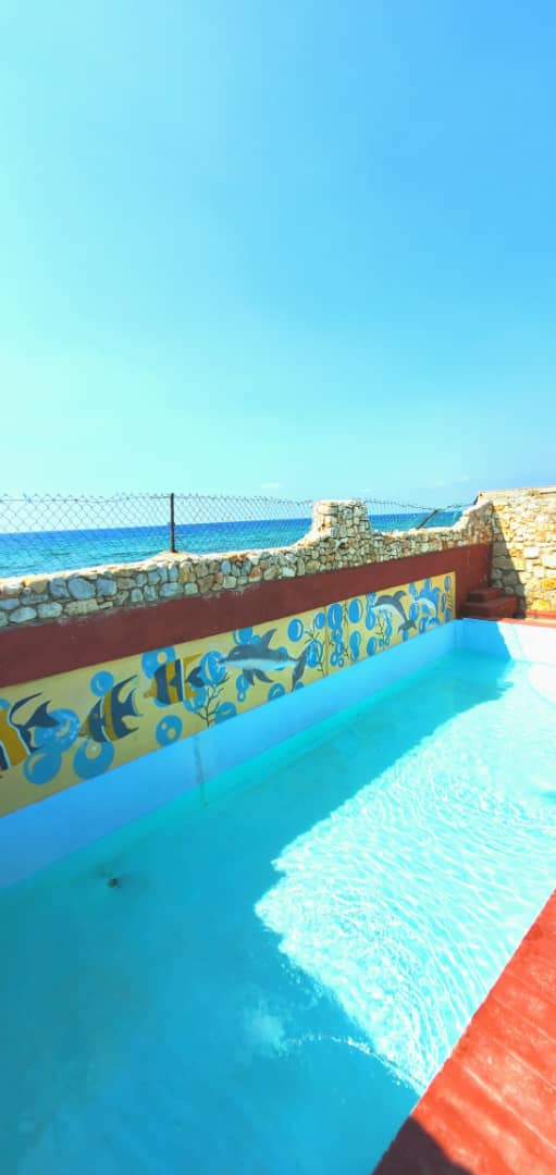 casa frente al mar en Santa Fe, alquiler en Santa Fe Playa, casa cerca del mar La Habana