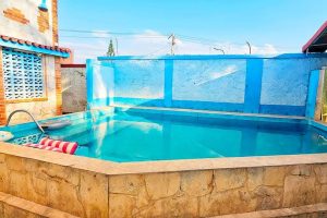 Casa en santa fe con piscina y planta electrica