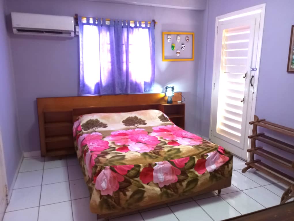 apartamento-de-3-habitaciones-renta-por-meses-Vedado
