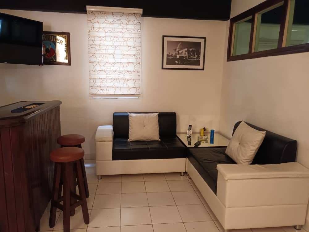 apartamento-en-el-vedado-cerca-del-Cohiba
