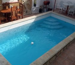 casa con piscina económica en peñas altas