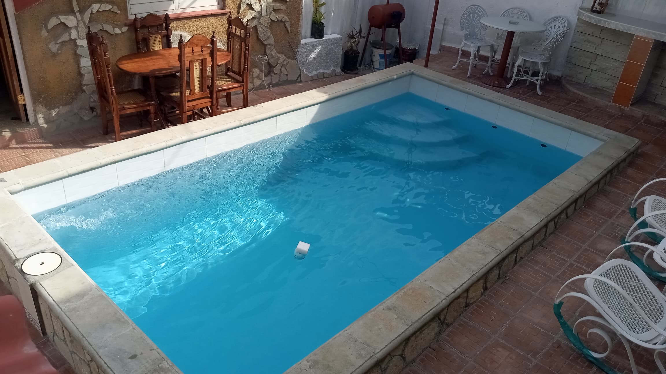 casa con piscina económica en peñas altas