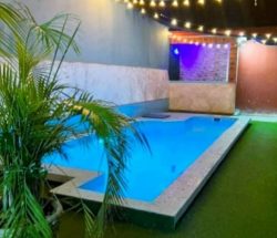 casa con piscina en Boyeros para parejas o grupos pequeños
