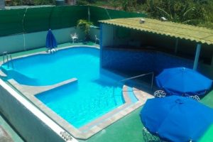 casa grande en Guanabo, casa con piscina y planta eléctrica, alquiler en Guanabo